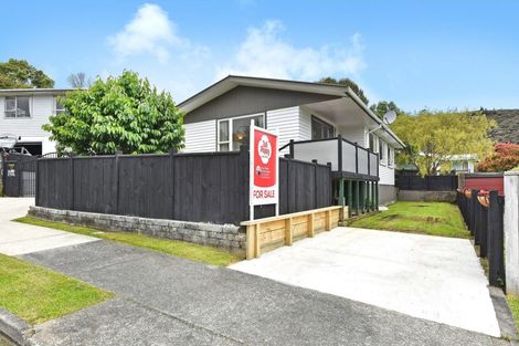 Photo of property in 13 Edelweiss Grove, Timberlea, Upper Hutt, 5018