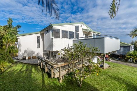 Photo of property in 4/7 Radiata Lane, Chatswood, Auckland, 0626