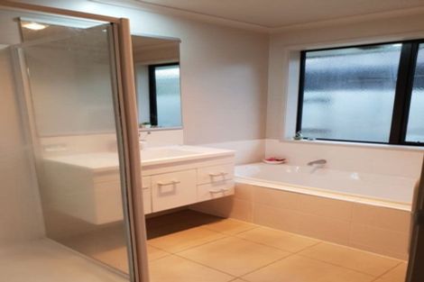 Photo of property in 200 Harbourside Drive, Karaka, Papakura, 2113