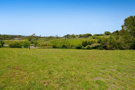 Photo of property in 717 Kaipara Coast Highway, Kaukapakapa, 0871