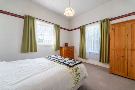 Photo of property in 16 Test Street, South Hill, Oamaru, 9400