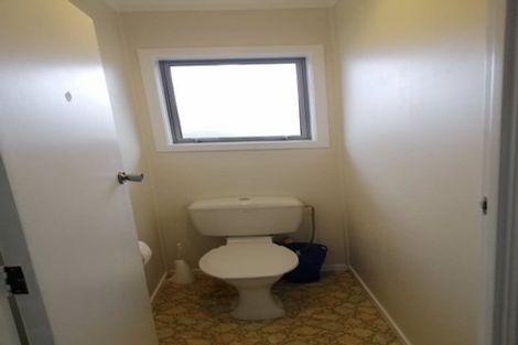 Photo of property in 2/3 Butterworth Drive, Glendene, Auckland, 0602