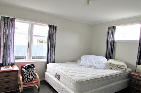 Photo of property in 1/21 Randwick Crescent, Moera, Lower Hutt, 5010