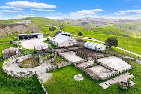 Photo of property in 100 Marohemo Road, Maungaturoto, 0583