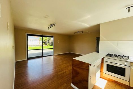 Photo of property in 20 Rice Crescent, Papakura, 2110
