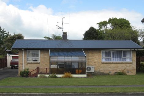 Photo of property in 70 Browning Street, Leamington, Cambridge, 3432
