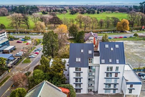 Photo of property in 12/15 Peterborough Street, Christchurch Central, Christchurch, 8013