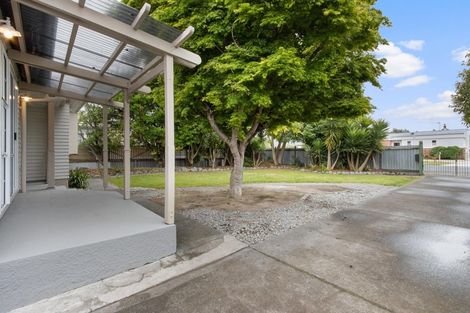 Photo of property in 84 Latham Street, Marewa, Napier, 4110