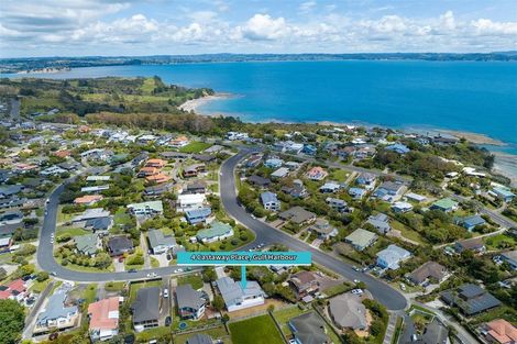 Photo of property in 4 Castaway Place, Gulf Harbour, Whangaparaoa, 0930