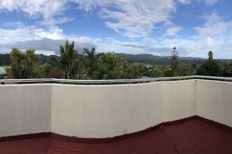 Photo of property in 144 Glengarry Road, Glen Eden, Auckland, 0602