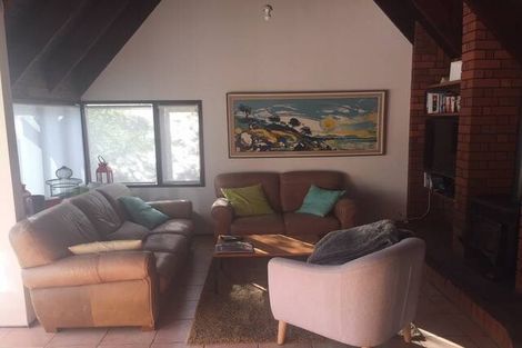 Photo of property in 94 Kowhai Road, Campbells Bay, Auckland, 0630