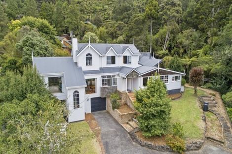Photo of property in 207 Woodlands Park Road, Titirangi, Auckland, 0604