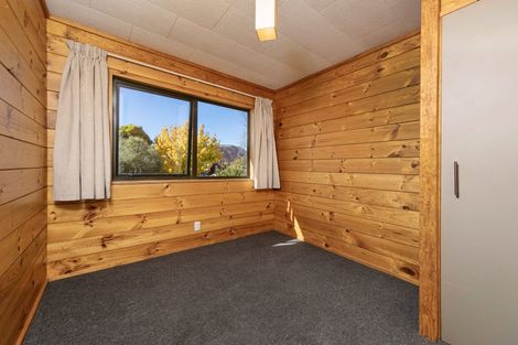 Photo of property in 4 Kings Drive, Wanaka, 9305