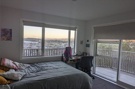 Photo of property in 7 Pari Tai Way, Houghton Bay, Wellington, 6023