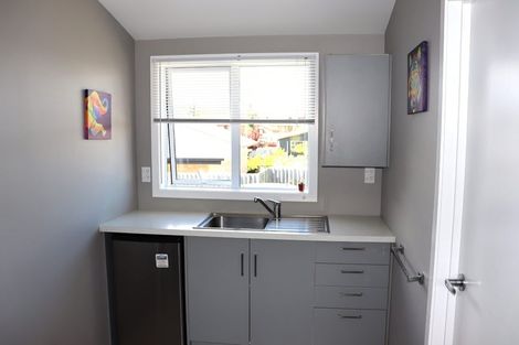 Photo of property in 2 Arthur Street, Holmes Hill, Oamaru, 9401