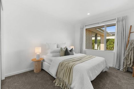 Photo of property in 32 The Runway, Wigram, Christchurch, 8042