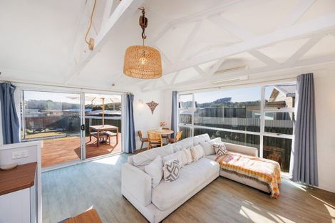Photo of property in 12 Rangitane Street, Himatangi Beach, Foxton, 4891