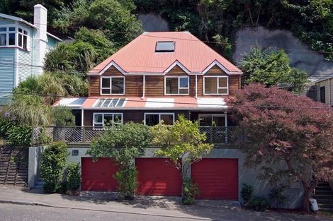 Photo of property in 42 Honiana Te Puni Street, Aro Valley, Wellington, 6021