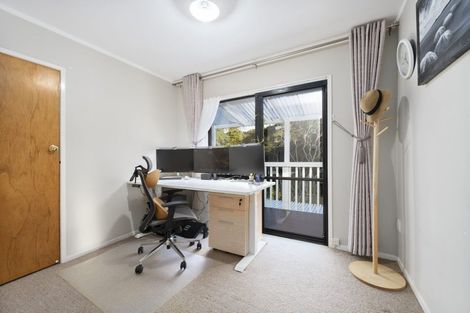 Photo of property in 81 Spence Road, Henderson, Auckland, 0612