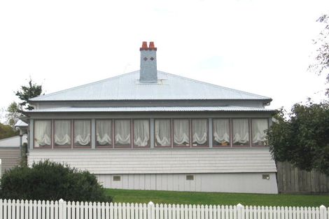 Photo of property in 7 Miltonia Avenue, Te Atatu South, Auckland, 0610