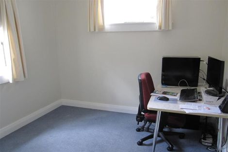 Photo of property in 38 Elmira Avenue, Hokowhitu, Palmerston North, 4410