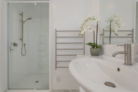 Photo of property in 14 Ernest Kemp Rise, Wharewaka, Taupo, 3330