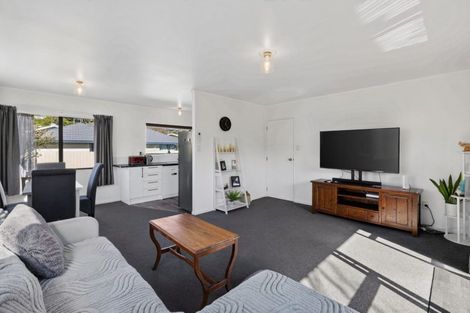 Photo of property in 8a Solomon Street, Brookfield, Tauranga, 3110