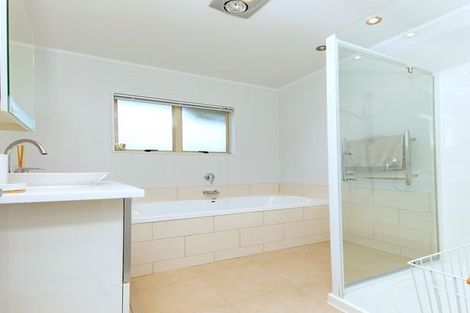 Photo of property in 19 Merlot Heights, Huapai, Kumeu, 0810