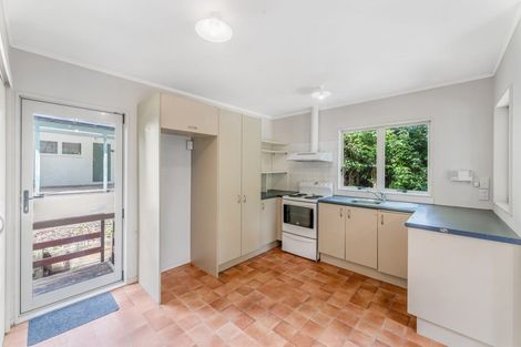 Photo of property in 122 Sandspit Road, Shelly Park, Auckland, 2014