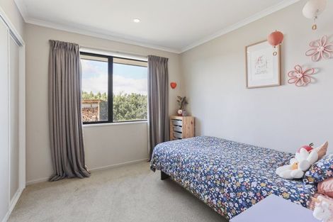 Photo of property in 14 Braeburn Crescent, Swannanoa, Kaiapoi, 7692