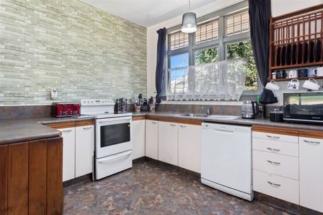 Photo of property in 191 High Street, Oxford, 7430