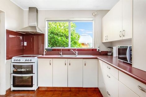 Photo of property in 88 Arahura Crescent, Waitangirua, Porirua, 5024