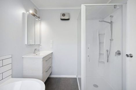 Photo of property in 4/86 Donald Street, Karori, Wellington, 6012