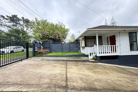 Photo of property in 7 Golf Road, New Lynn, Auckland, 0600