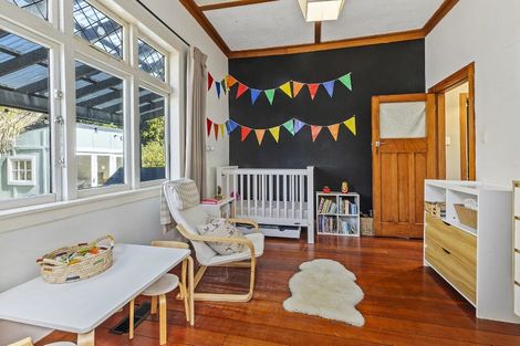 Photo of property in 39 Dee Street, Island Bay, Wellington, 6023