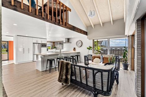 Photo of property in 229 Fairway Drive, Te Kamo, Whangarei, 0112