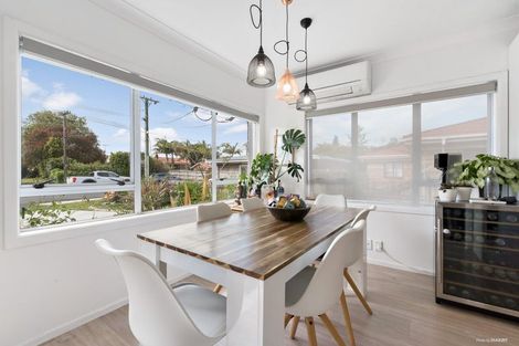 Photo of property in 16 Campbell Place, Papakura, 2110