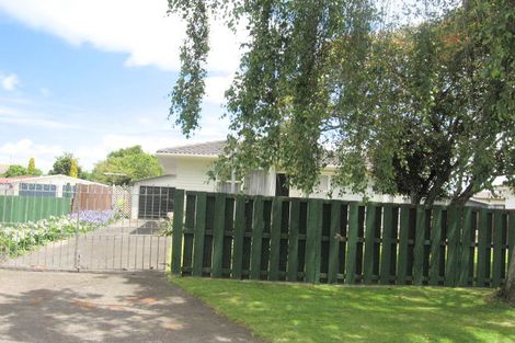 Photo of property in 32 Tairere Crescent, Rosehill, Papakura, 2113