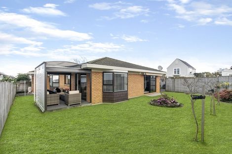Photo of property in 2/61 Amaru Road, One Tree Hill, Auckland, 1061