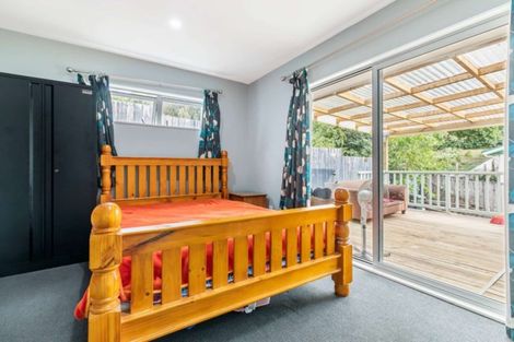 Photo of property in 2/55 Ennis Avenue, Pakuranga Heights, Auckland, 2010