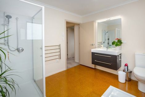 Photo of property in 12 Feist Street, Carterton, 5713