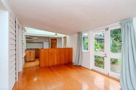 Photo of property in 6 Parliament Street, Thorndon, Wellington, 6011