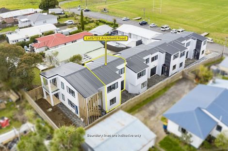 Photo of property in 5/122 Archibald Road, Kelston, Auckland, 0602