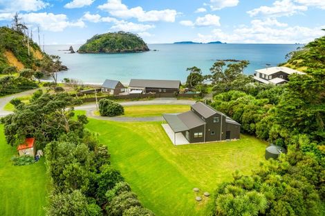 Photo of property in 565 Rockell Road, Whananaki, Hikurangi, 0181