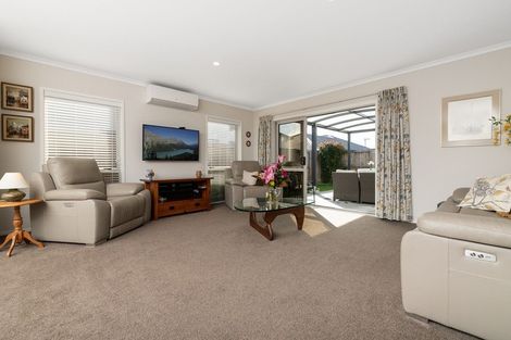 Photo of property in 56 Awataha Crescent, Pyes Pa, Tauranga, 3110