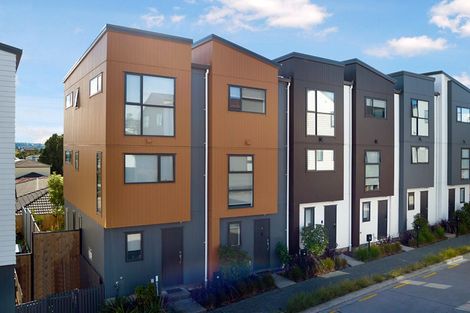 Photo of property in 23 Raupeti Lane, Henderson, Auckland, 0612