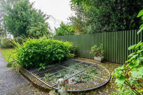 Photo of property in 103 Pembroke Street, Carterton, 5713