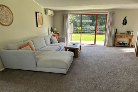 Photo of property in 2 Estaugh Close, Kauri, Kamo, 0185