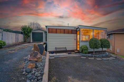 Photo of property in 5 Rimu Street, Whitianga, 3510