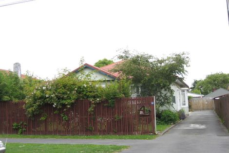 Photo of property in 225 Geraldine Street, Edgeware, Christchurch, 8013